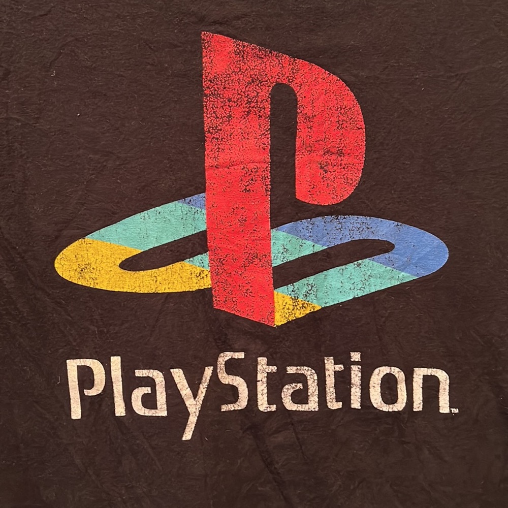 PLAYSTATION BLACK TEE - Picture 3 of 4